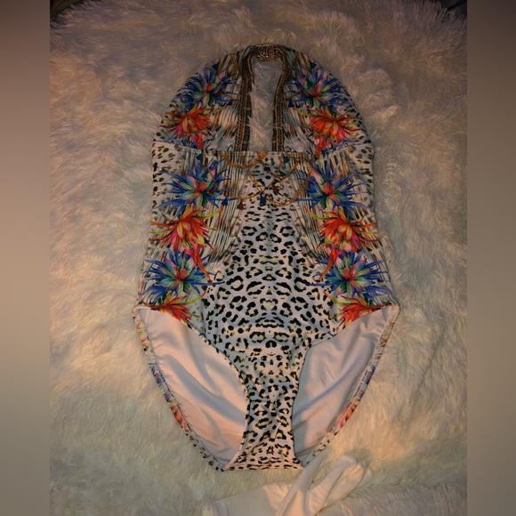 VENUS Leopard Floral One Piece Swimsuit - Picture 4 of 13